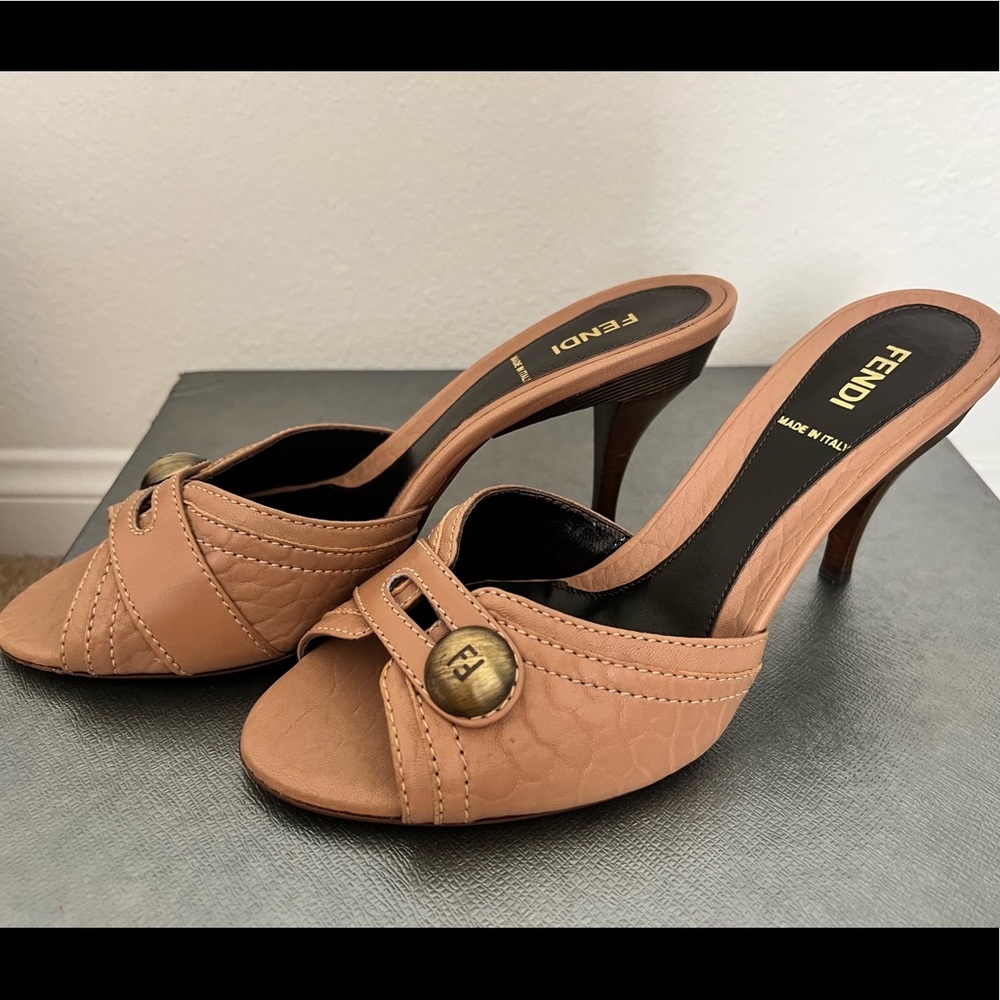 New Fendi leather heels